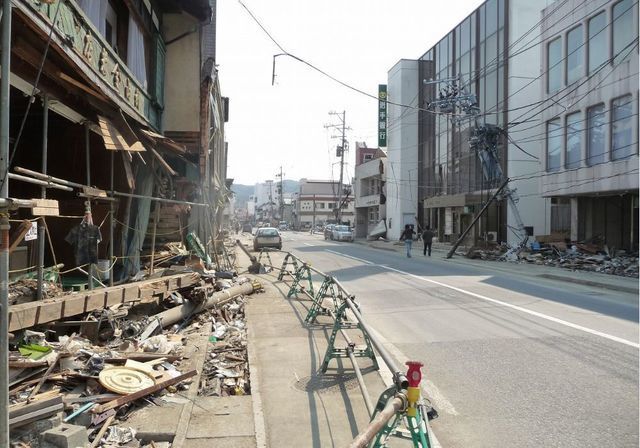 地震が原因の倒壊