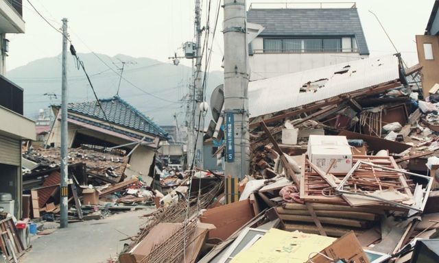 地震が原因の倒壊